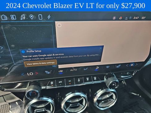 Used 2024 Chevrolet Blazer EV LT AWD/4WD image 29