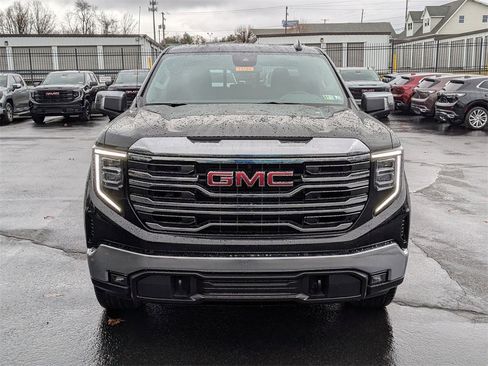 New 2025 GMC Sierra 1500 SLT w/ SLT Premium Package image 2