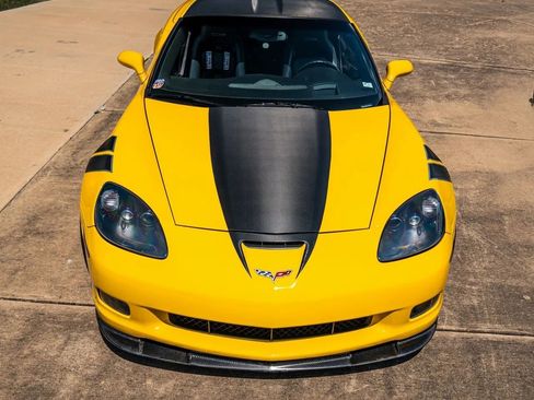 Used 2006 Chevrolet Corvette Z06 w/ Preferred Equipment Group image 16