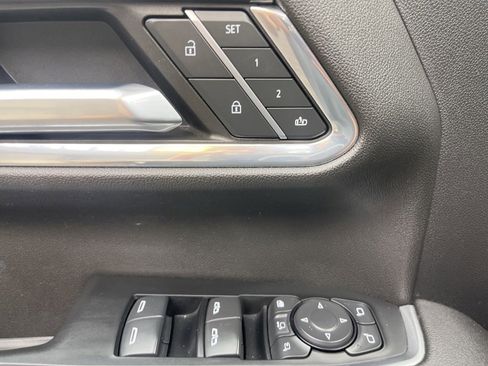 Used 2024 Chevrolet Silverado 2500 LTZ w/ LTZ Convenience Package image 20