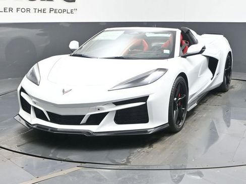 New 2026 Chevrolet Corvette E-Ray w/ Stealth Interior Trim Package image 7