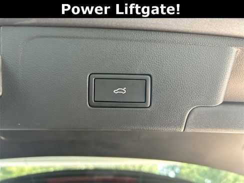 New 2025 Volkswagen Atlas Cross Sport SE image 46