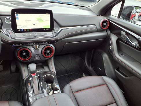 Used 2026 Chevrolet Blazer RS w/ Driver Confidence II Package FWD image 3