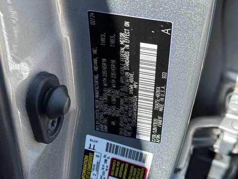 Used 2024 Toyota Highlander LE image 35