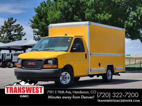 Used 2017 GMC Savana 3500 RWD image 1