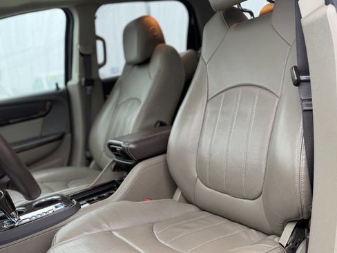 Used 2016 GMC Acadia Denali image 12