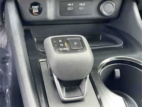 Used 2024 Nissan Rogue SV image 17