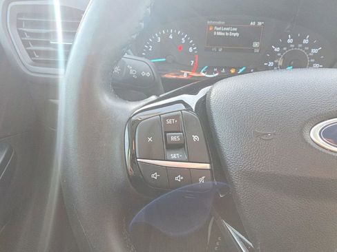 Used 2022 Ford Escape SE w/ Cold Weather Package image 15