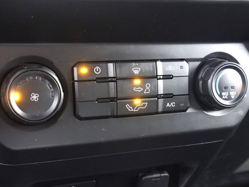 Used 2020 Ford F150 XL w/ Equipment Group 101A Mid image 26