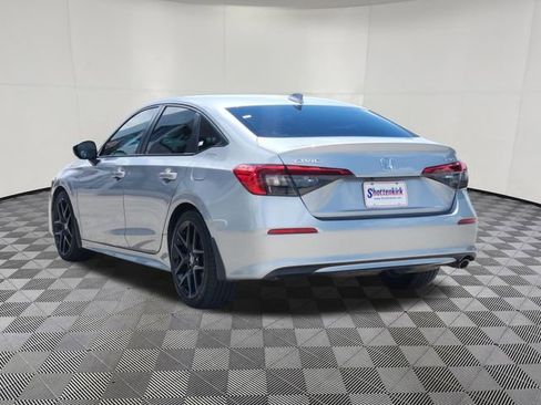 Used 2024 Honda Civic Sport image 3