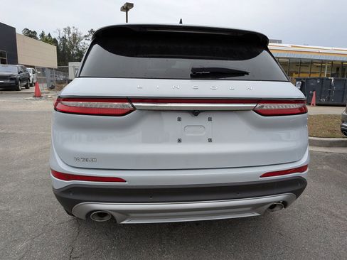 New 2026 Lincoln Corsair Premiere image 6