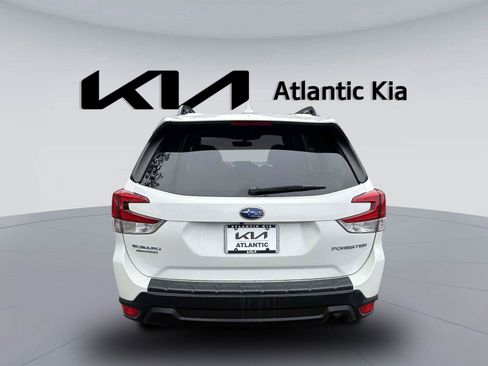 Used 2023 Subaru Forester Premium AWD/4WD image 7