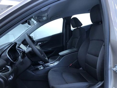 Used 2024 Chevrolet Malibu LT image 19