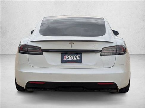 Used 2022 Tesla Model S Plaid AWD/4WD image 7