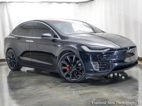 Used 2018 Tesla Model X P100D image 2