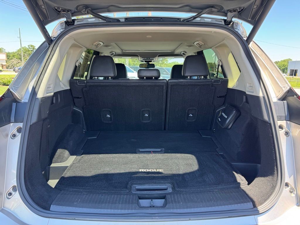 Used 2024 Nissan Rogue Platinum w/ Platinum Premium Package FWD image 39