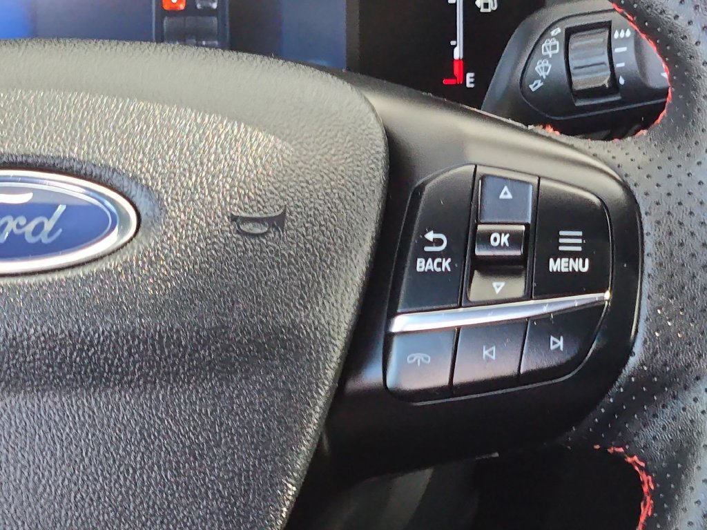 Used 2025 Ford Escape ST-Line AWD/4WD image 24