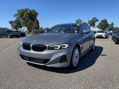 New 2025 BMW 330i xDrive Sedan w/ Convenience Package