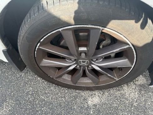 Used 2020 Honda Civic EX-L image 5