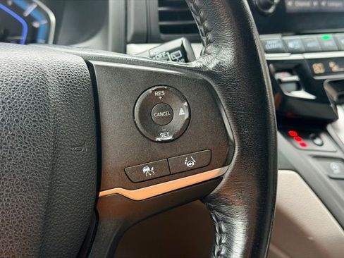 Used 2023 Honda Odyssey EX-L image 11