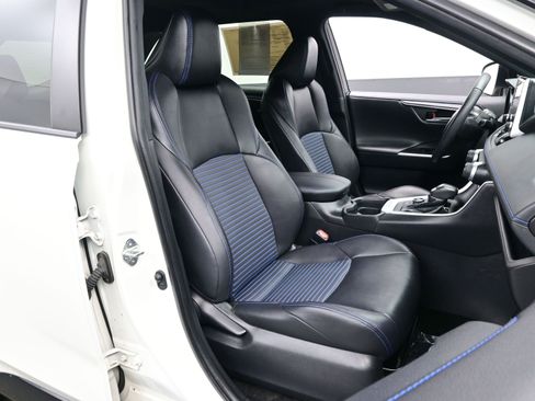 Used 2021 Toyota RAV4 XSE w/ XSE Grade Weather Package image 12