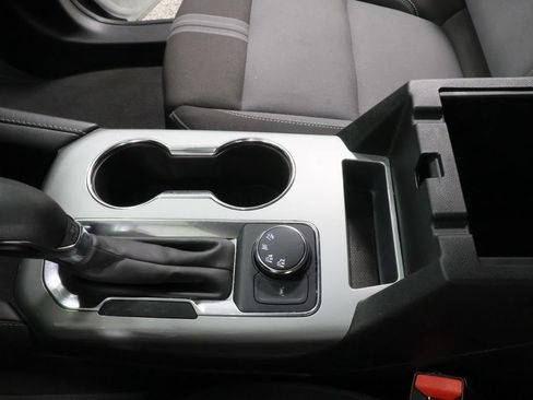 Used 2025 Chevrolet Blazer LT AWD/4WD image 19