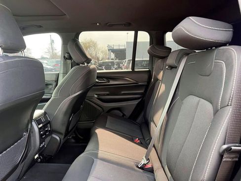 Certified 2024 Jeep Grand Cherokee Laredo X w/ Luxury Tech Group I AWD/4WD image 11