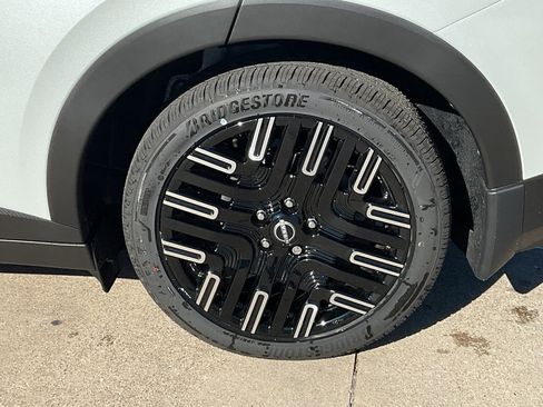 New 2026 Nissan Leaf Platinum+ image 8