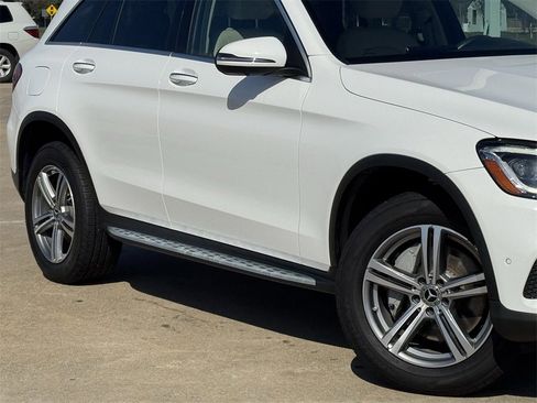 Used 2022 Mercedes-Benz GLC 300 image 5