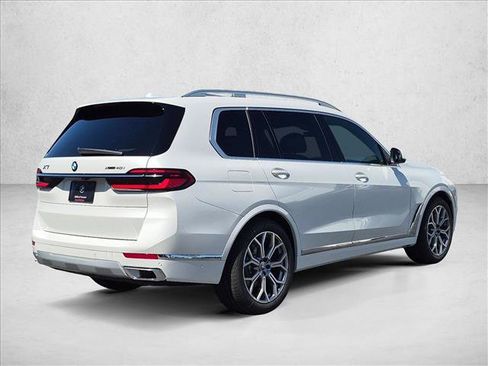 New 2027 BMW X7 xDrive40i w/ Executive Package AWD/4WD image 2