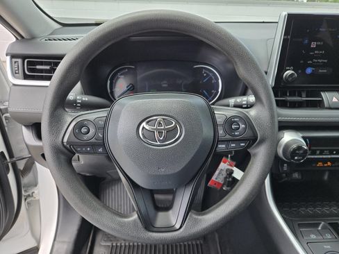 Used 2024 Toyota RAV4 LE AWD/4WD image 16