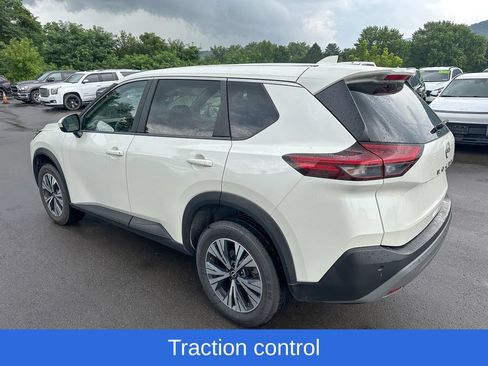 Used 2023 Nissan Rogue SV AWD/4WD image 5