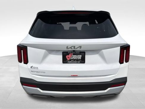 New 2026 Kia Sorento LX FWD image 6