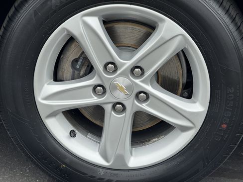 Certified 2020 Chevrolet Malibu LS w/ Driver Confidence Package image 8