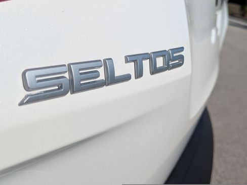 Certified 2023 Kia Seltos S image 18