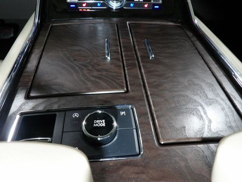 Used 2022 Lincoln Navigator Reserve AWD/4WD image 31