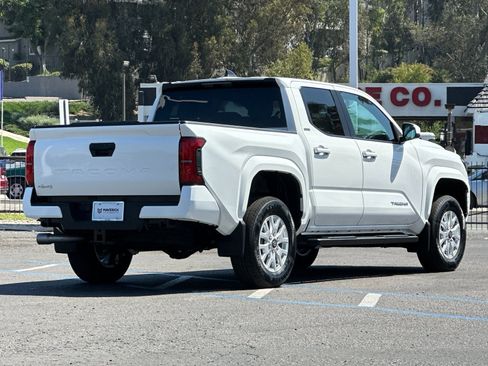 New 2026 Toyota Tacoma SR5 image 5