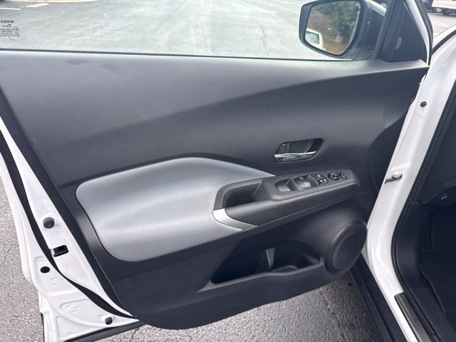 Used 2023 Nissan Kicks SR w/ SR Premium Package FWD image 14