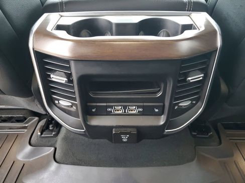 Used 2022 RAM 1500 Laramie image 22