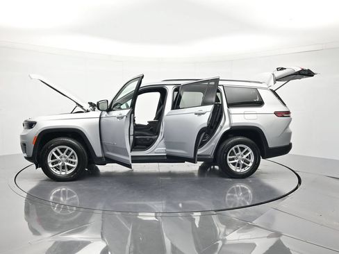 Used 2024 Jeep Grand Cherokee L Laredo RWD image 46