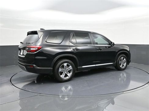 Used 2024 Honda Pilot EX-L image 15