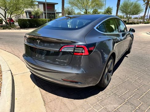 Used 2018 Tesla Model 3 Long Range AWD/4WD image 3