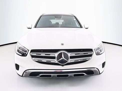 Used 2022 Mercedes-Benz GLC 300 4MATIC image 2