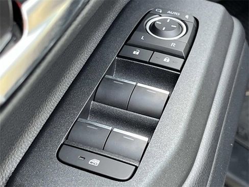 Used 2024 Toyota Land Cruiser image 31