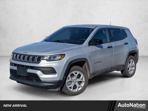 Used 2024 Jeep Compass Sport image 1