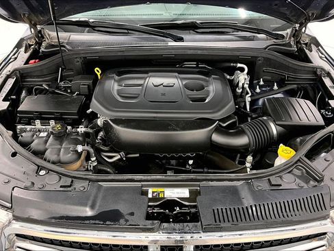 Used 2019 Dodge Durango SXT image 12