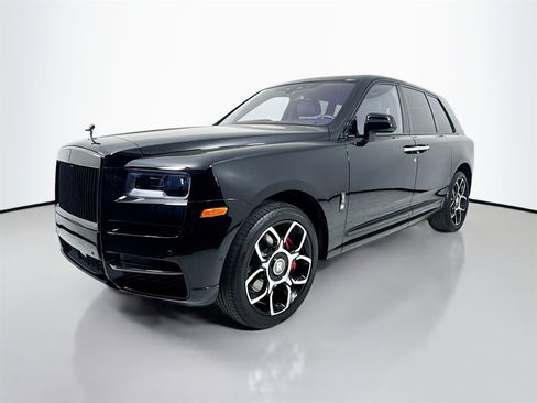 Certified 2022 Rolls-Royce Cullinan Black Badge w/ Dark Exterior Package image 3