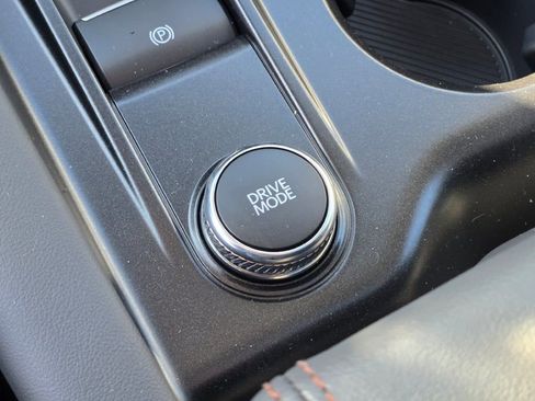 New 2026 Ford Explorer Active w/ Active Comfort Package image 29