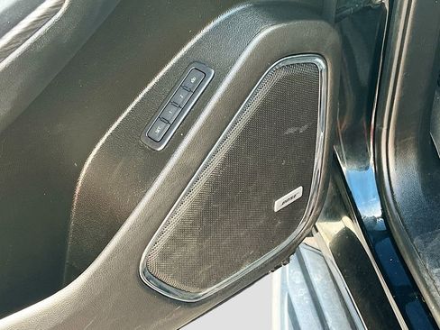 Used 2019 Chevrolet Tahoe LT AWD/4WD image 19