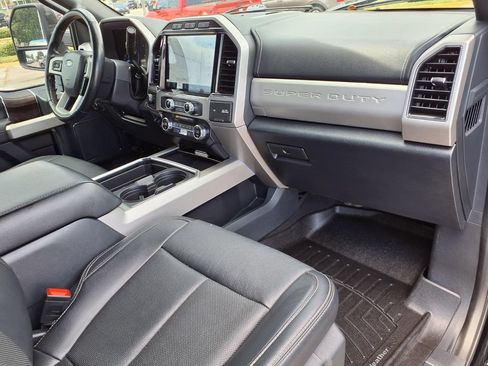 Used 2022 Ford F350 Lariat w/ Lariat Ultimate Package AWD/4WD image 12